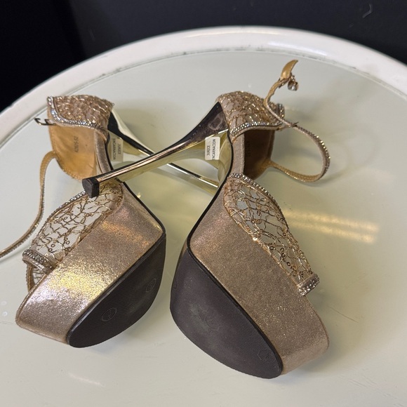 MICHEAL  Chic Gold Lace CRYSTAL DIAMOND ENCRUSTED Platform Heels - Picture 8 of 8